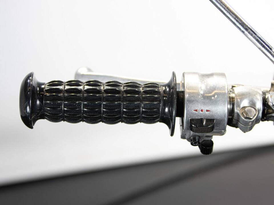 Afbeelding 48/50 van Kawasaki H1 500 Mach III (1971)