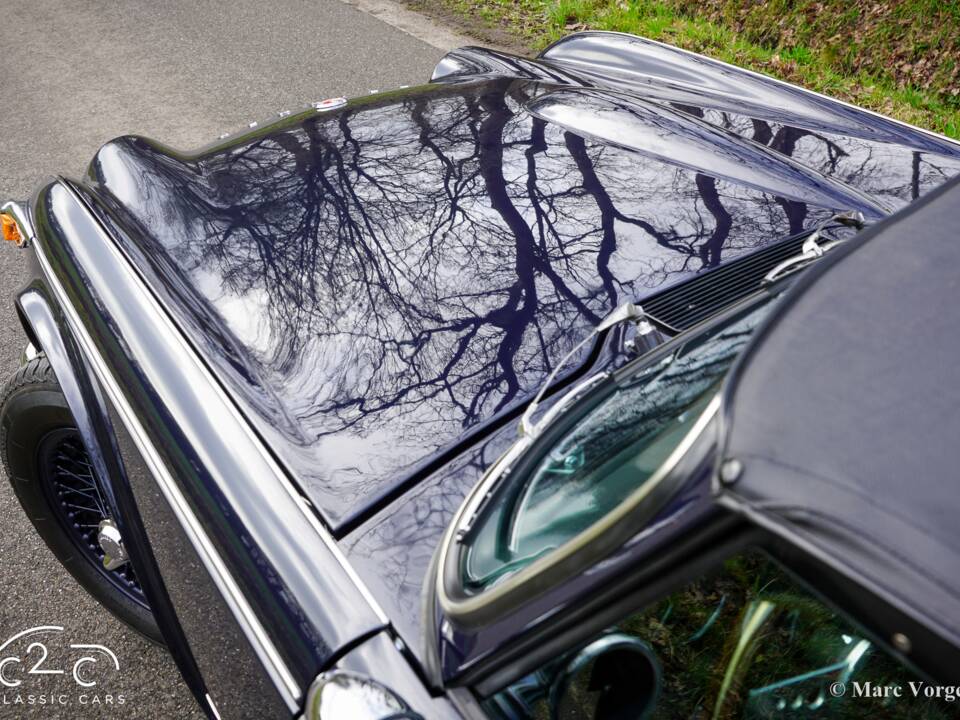 Image 25/45 of Triumph TR 4A (1966)