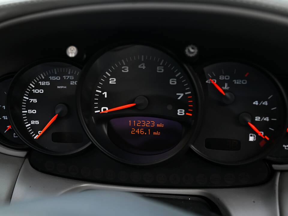 Imagen 9/20 de Porsche 911 Carrera (2003)