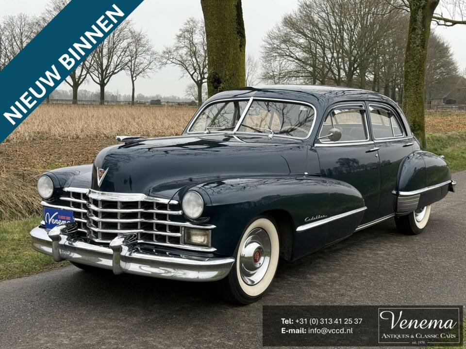 Image 1/24 of Cadillac de Ville Touring Sedan (1947)
