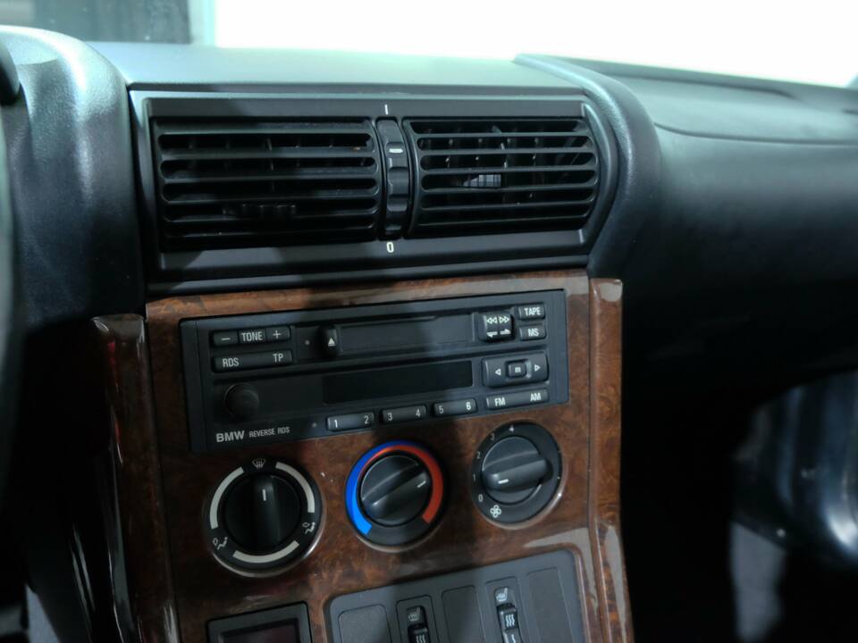 Image 11/30 of BMW Z3 1.8 (1997)