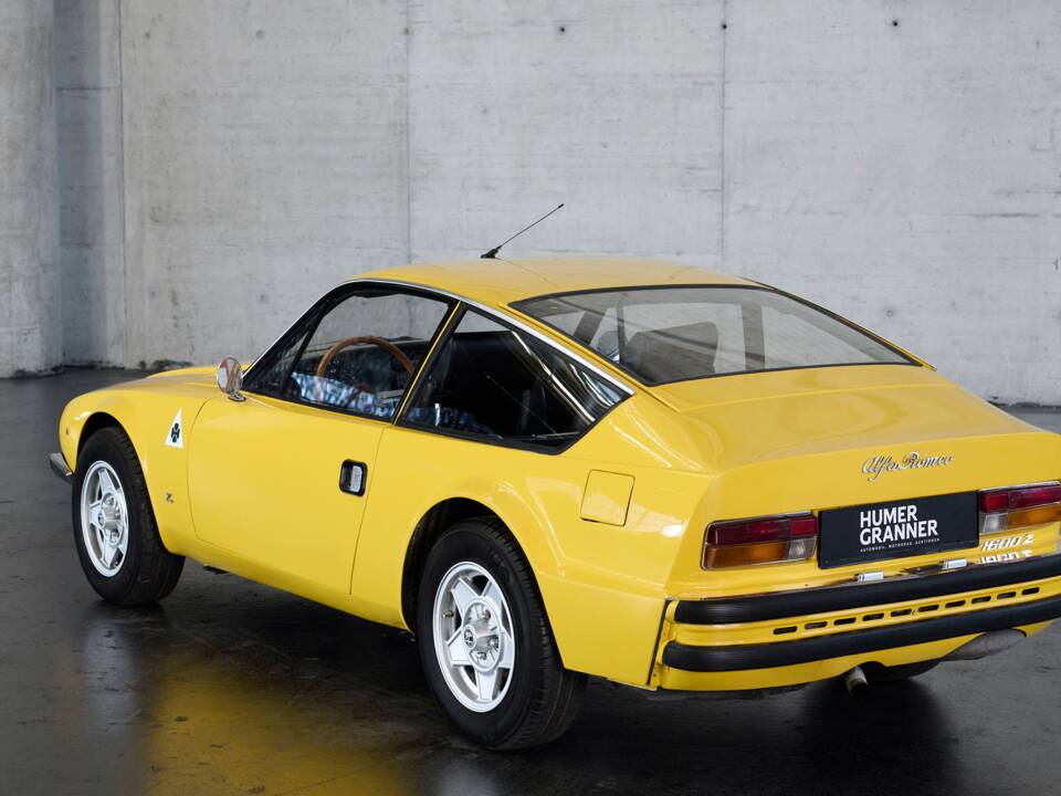 Image 15/50 of Alfa Romeo Junior Zagato GT 1600 (1974)