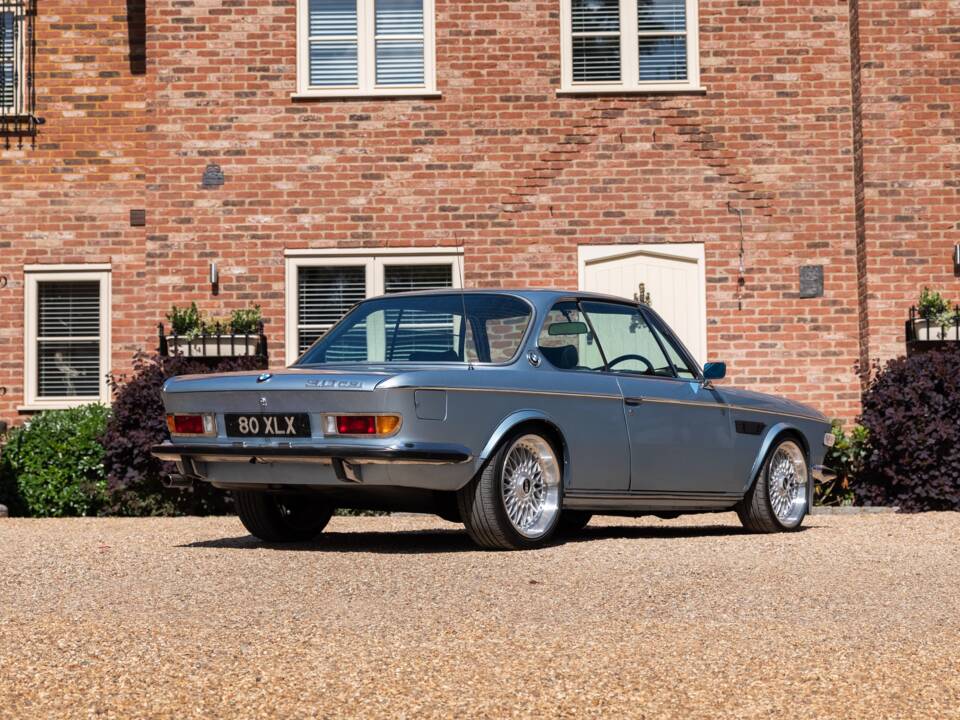Immagine 3/50 di BMW 3.0 CSi (1977)
