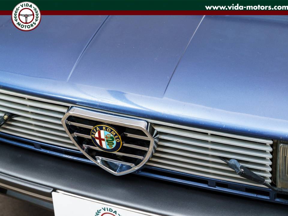 Imagen 7/44 de Alfa Romeo Giulietta 1.8 (1982)