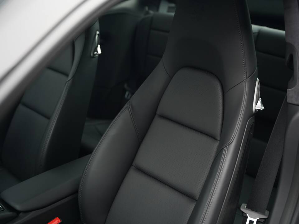 Bild 18/50 von Porsche 911 Carrera 4S (2013)