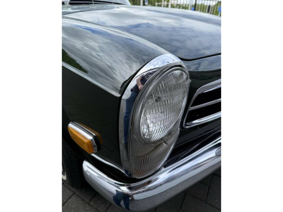Image 29/50 de Mercedes-Benz 280 SL (1969)
