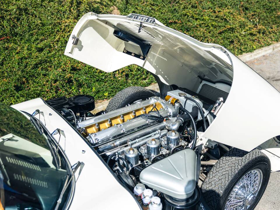 Image 5/50 de Jaguar Type E 3.8 (1963)