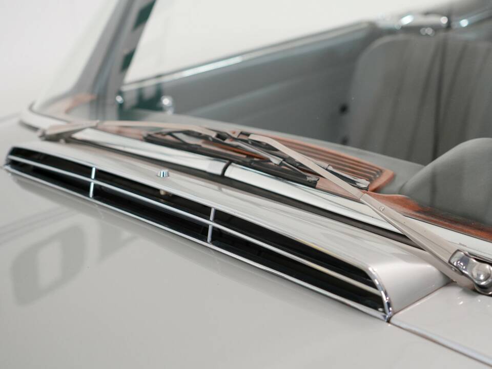 Bild 27/36 von Mercedes-Benz 230 SL (1966)