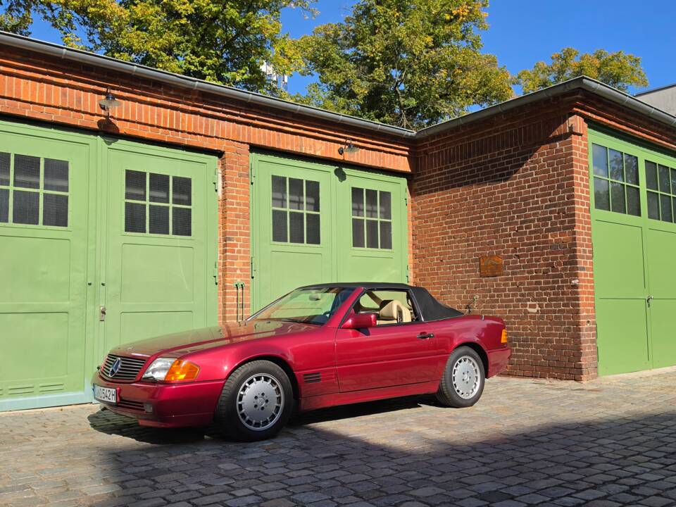 Image 9/100 of Mercedes-Benz 300 SL-24 (1991)