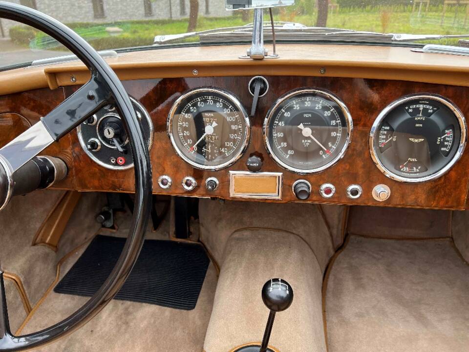 Afbeelding 19/50 van Aston Martin DB 2&#x2F;4 Mk I DHC (1954)