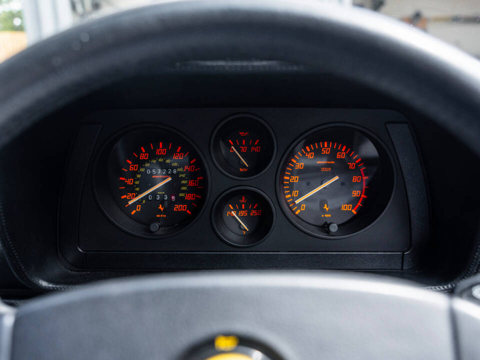 Bild 44/56 von Ferrari 348 TB (1992)