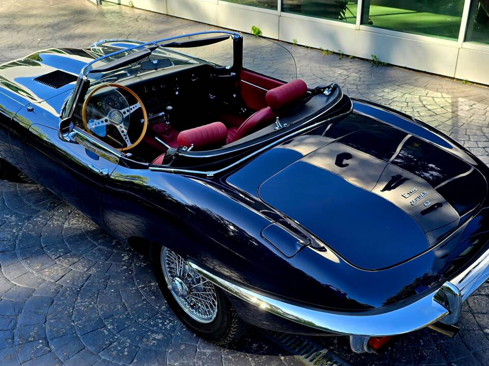 Bild 8/18 von Jaguar E-Type (1969)