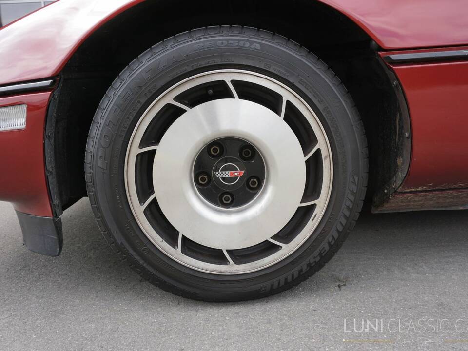 Afbeelding 14/45 van Chevrolet Corvette Convertible (1988)