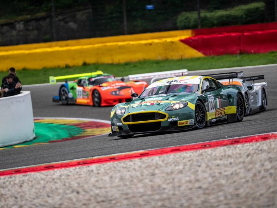 Image 29/30 of Aston Martin DBR9 GT1 (2006)