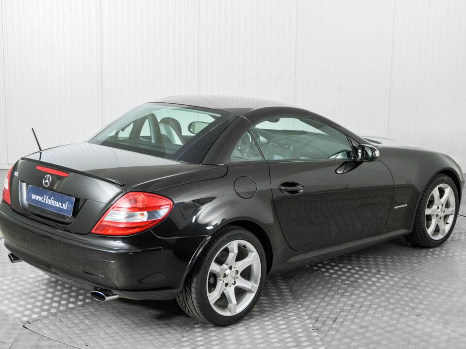 Immagine 46/50 di Mercedes-Benz SLK 200 Kompressor (2004)