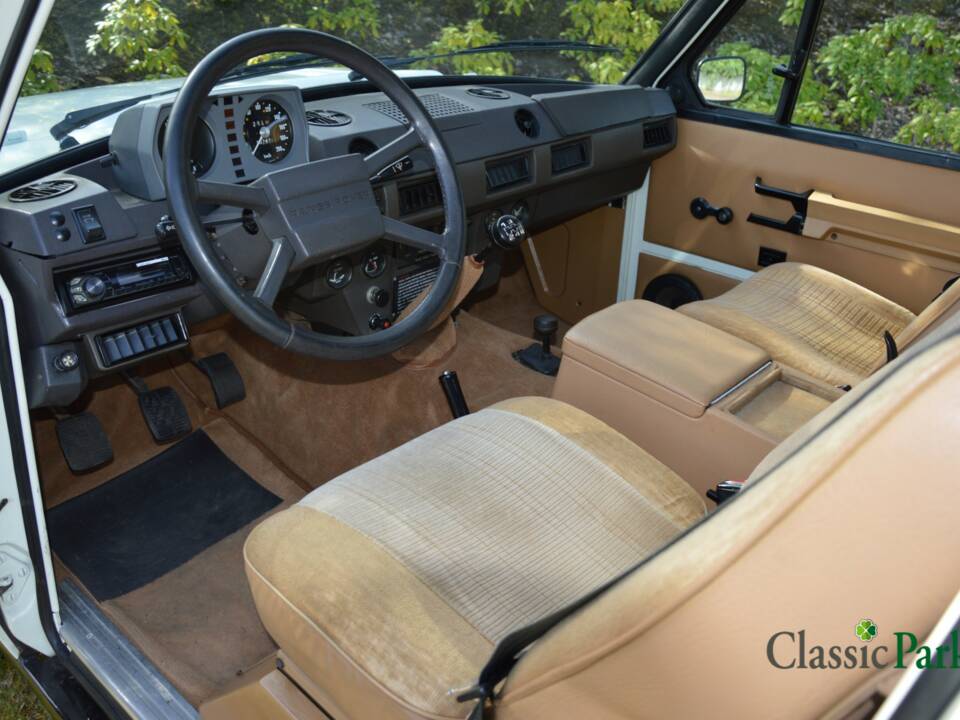 Bild 18/50 von Land Rover Range Rover Classic (1981)