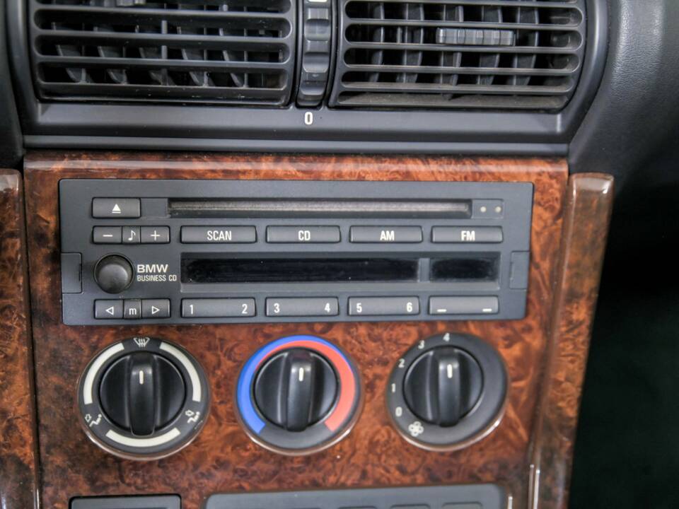 Bild 24/50 von BMW Z3 Roadster 1,8 (1998)
