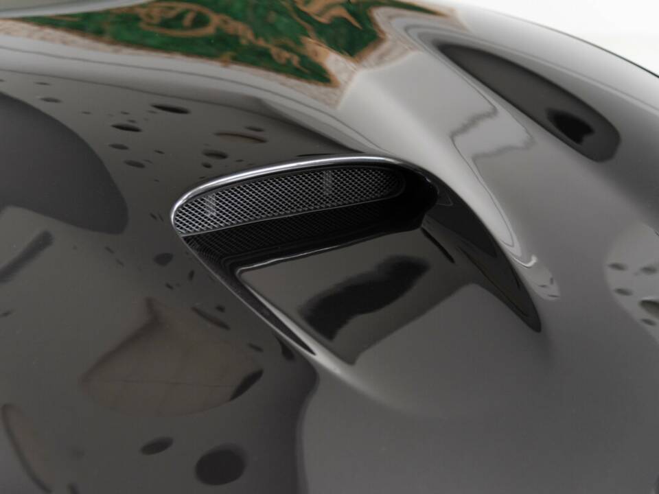 Image 22/47 of Ferrari 550 Maranello (1997)