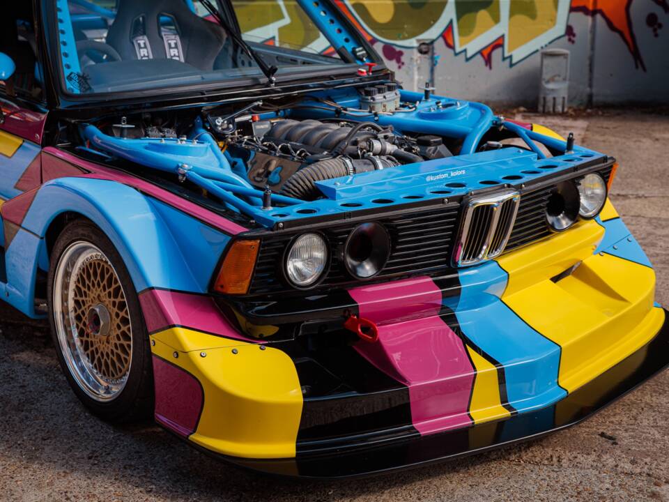 Afbeelding 17/42 van BMW 318i (1982)