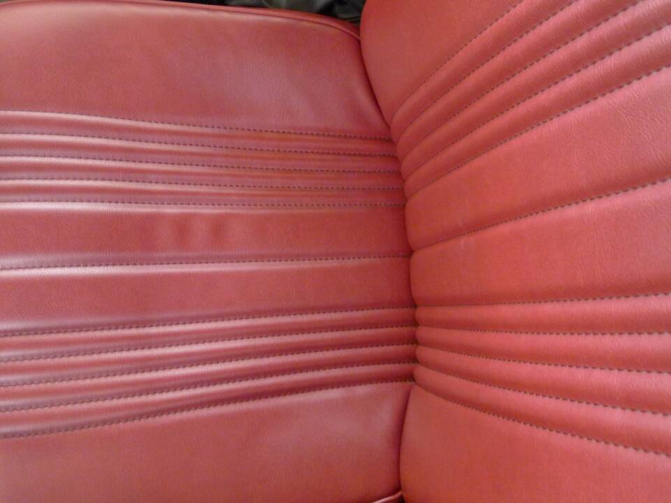 Image 20/34 of Alfa Romeo Giulia Nuova Super 1600 (1974)