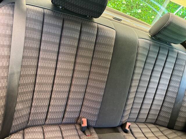 Bild 30/37 von Mercedes-Benz 190 E 2.0 (1991)
