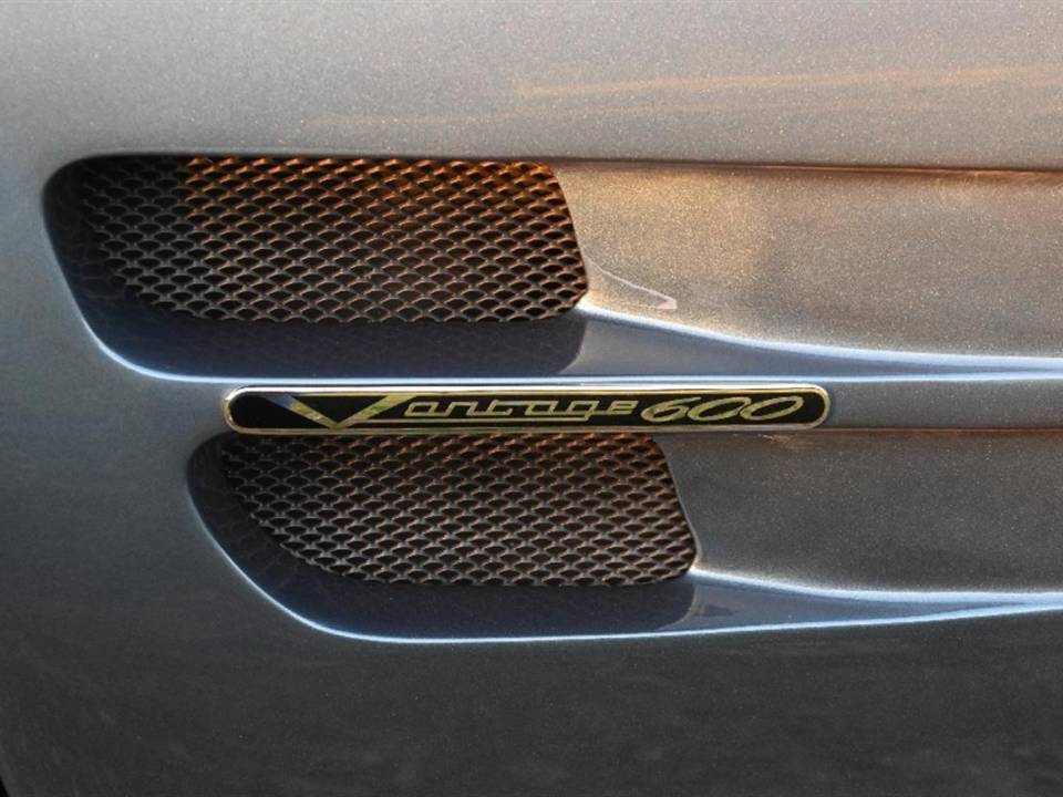 Imagen 37/38 de Aston Martin Vantage V600 (1998)