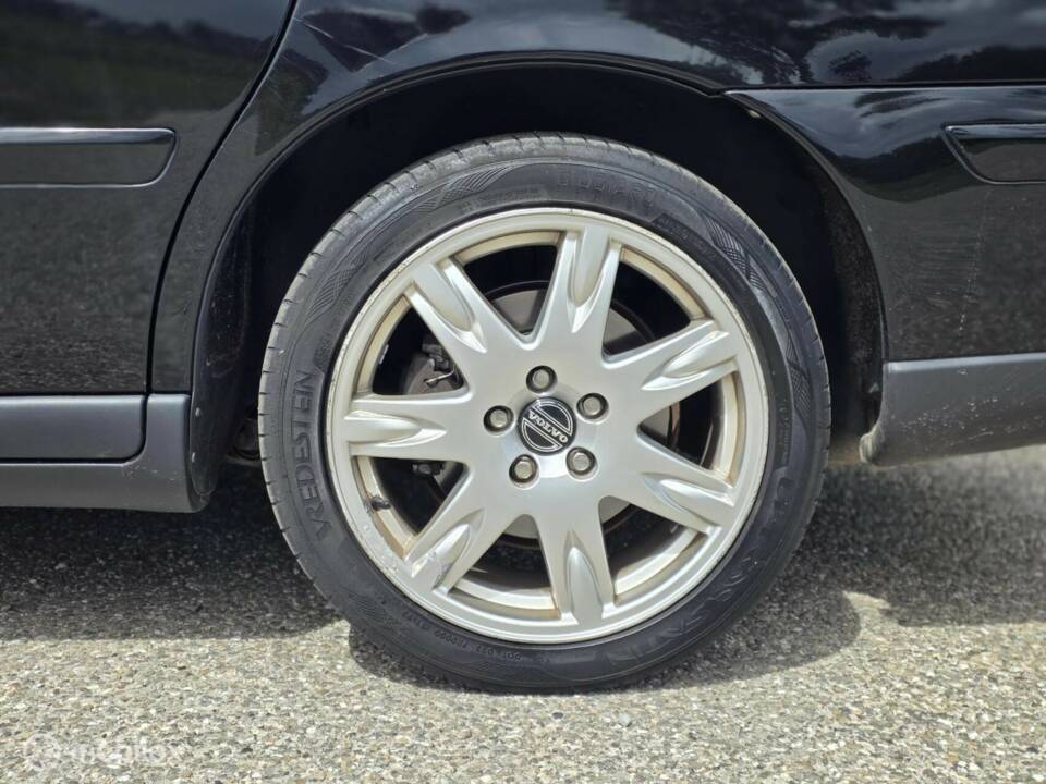 Immagine 11/40 di Volvo V 70 2.4 (2006)
