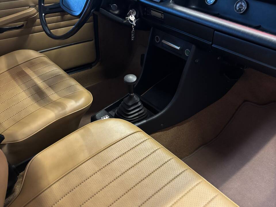 Bild 18/28 von BMW 1802 (1973)
