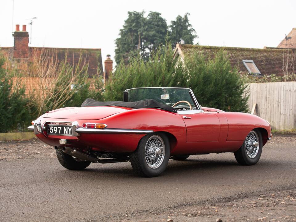 Image 22/50 of Jaguar E-Type 3.8 Flat Floor (1961)