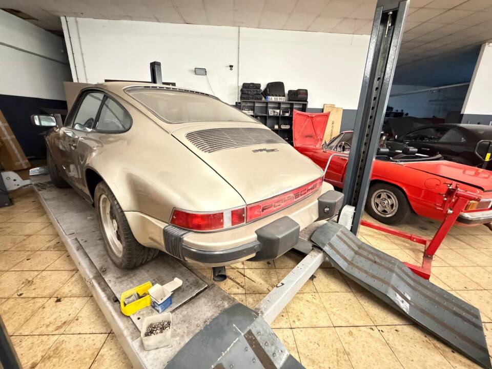 Bild 3/7 von Porsche 911 SC 3.0 (1978)