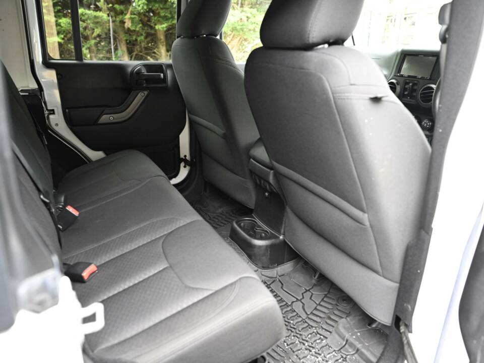 Imagen 48/50 de Jeep Wrangler 3.6 V6 (2015)