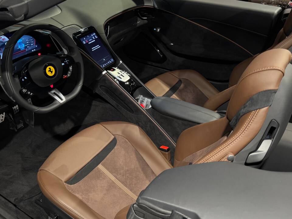 Bild 15/97 von Ferrari Roma Spider (2011)