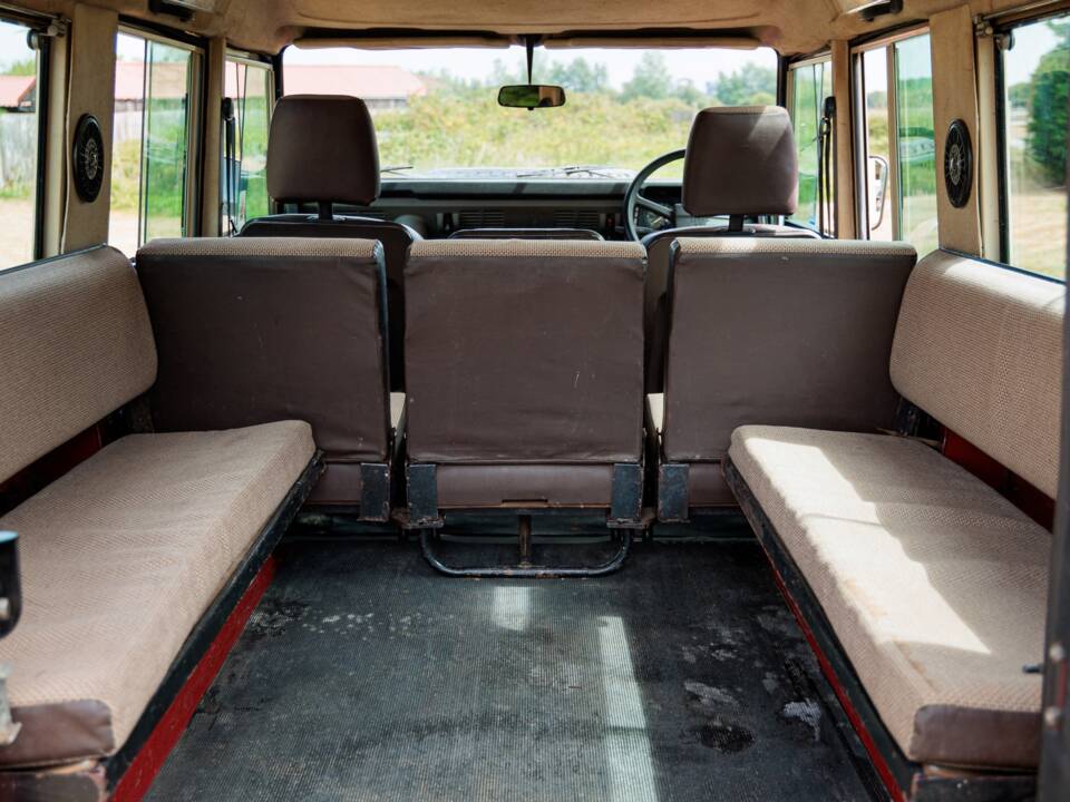Afbeelding 6/50 van Land Rover Defender 110 (1983)