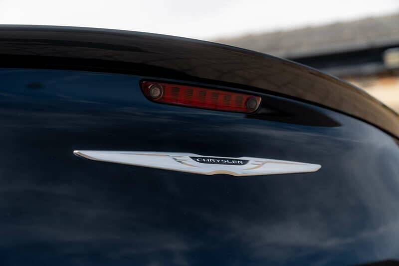 Imagen 26/50 de Chrysler 300 SRT8 (2013)