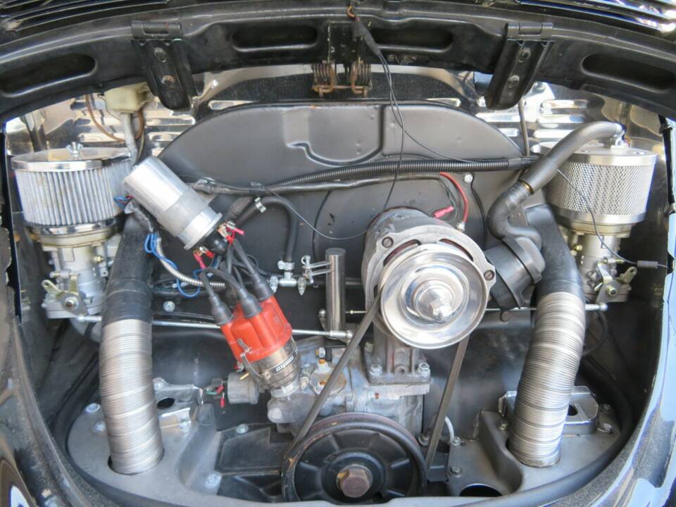 Image 18/19 de Volkswagen Kever 1303 (1976)