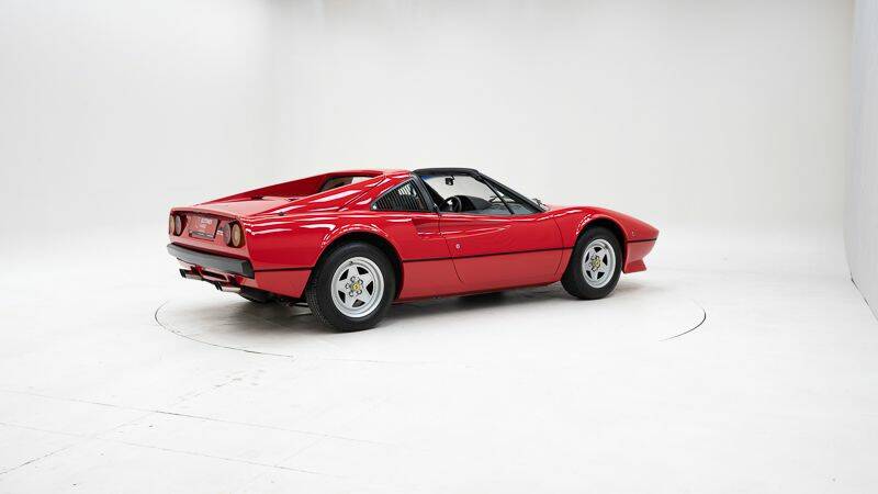 Image 2/15 of Ferrari 308 GTSi (1982)