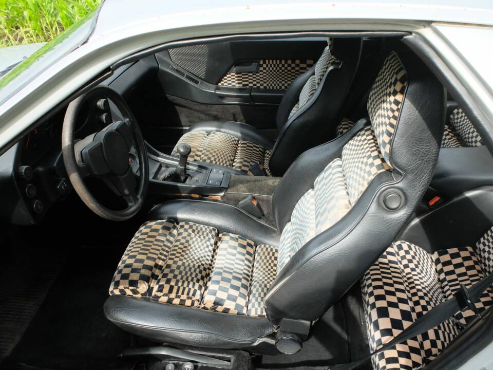 Bild 2/8 von Porsche 928 (1977)