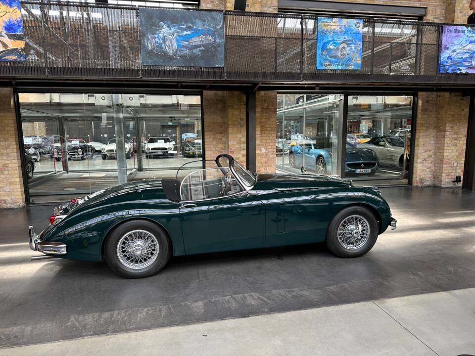 Image 6/19 de Jaguar XK 150 OTS (1958)