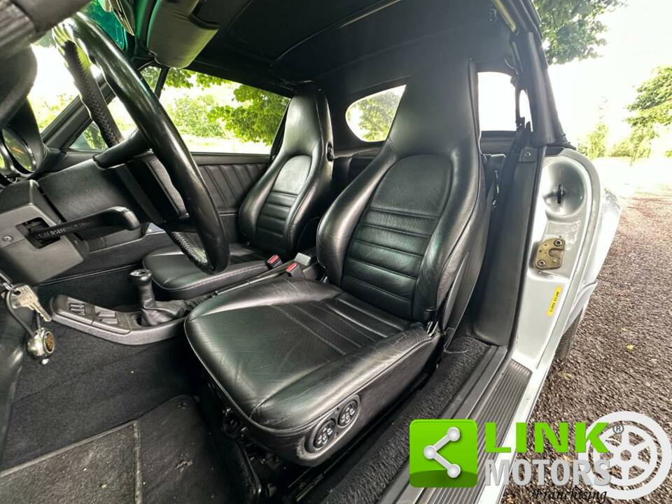Bild 6/10 von Porsche 911 Carrera 4 (1991)