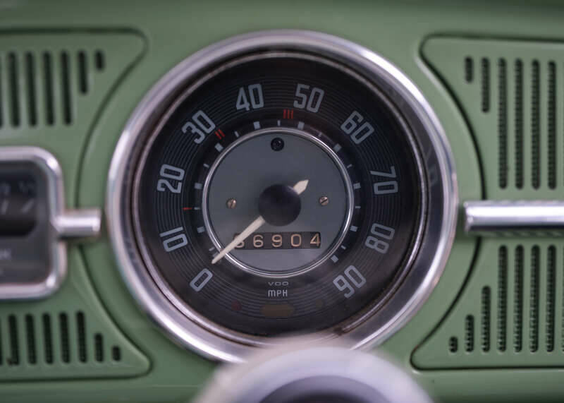 Immagine 14/49 di Volkswagen Maggiolino 1200 Standard &quot;Dickholmer&quot; (1963)