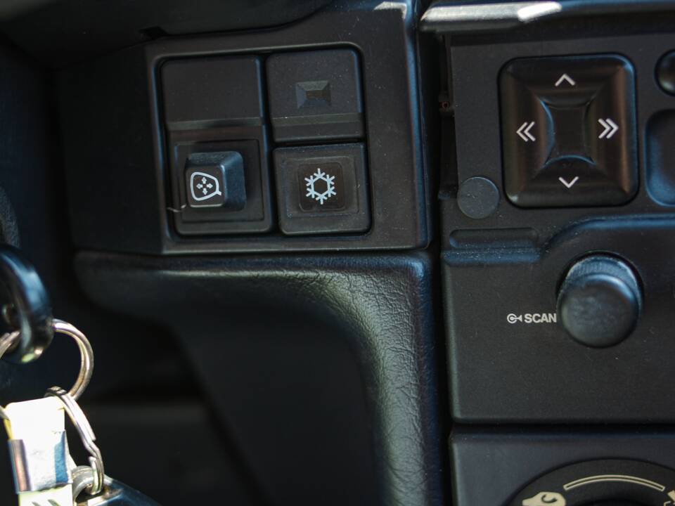 Bild 37/52 von Citroën ZX 2.0i 16v (1993)