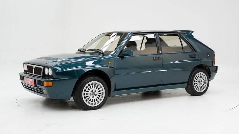 Image 1/15 de Lancia Delta HF Integrale Evoluzione I (1992)
