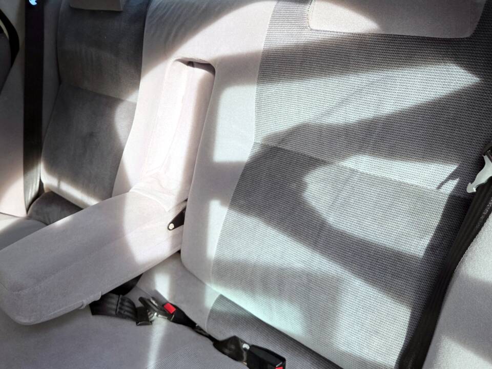 Image 23/33 of Ford Sierra 2.0i Cosworth (1988)