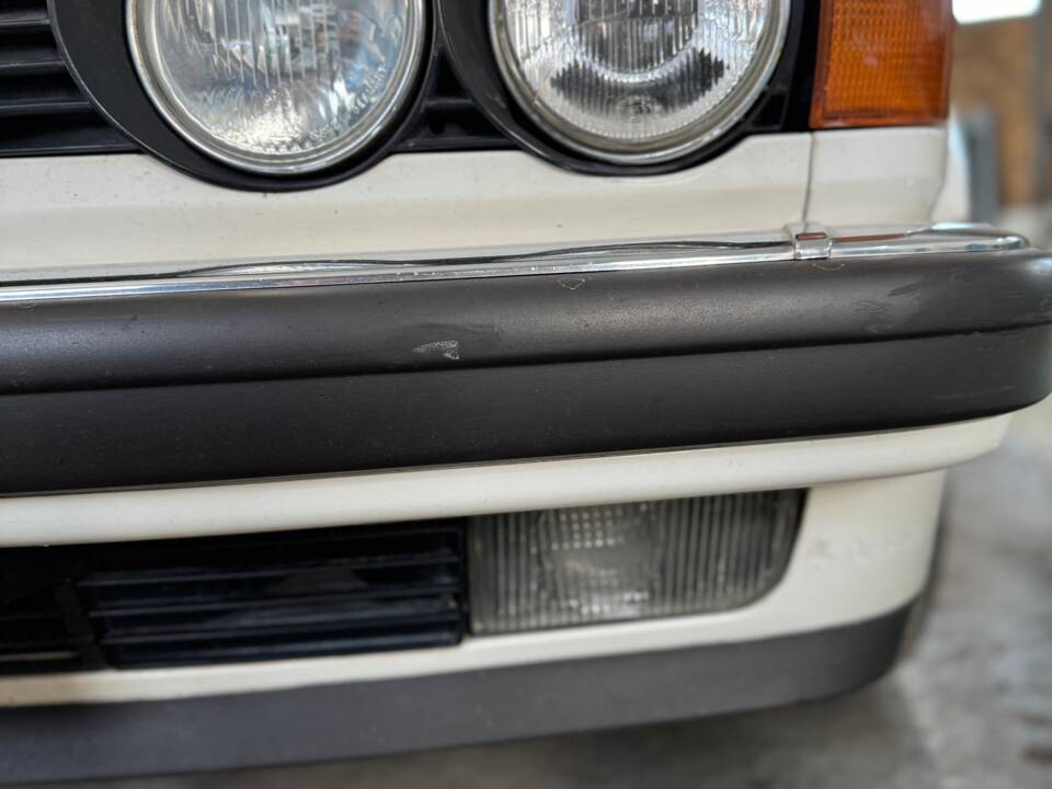 Image 10/37 of BMW 735i (1991)
