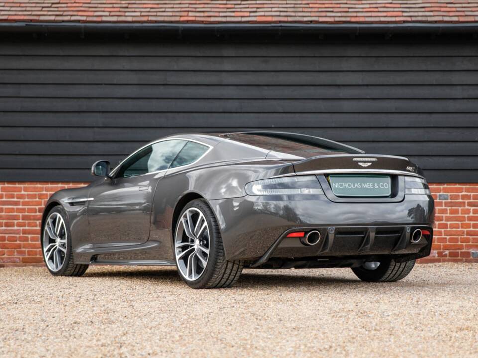 Image 3/50 of Aston Martin DBS (2011)