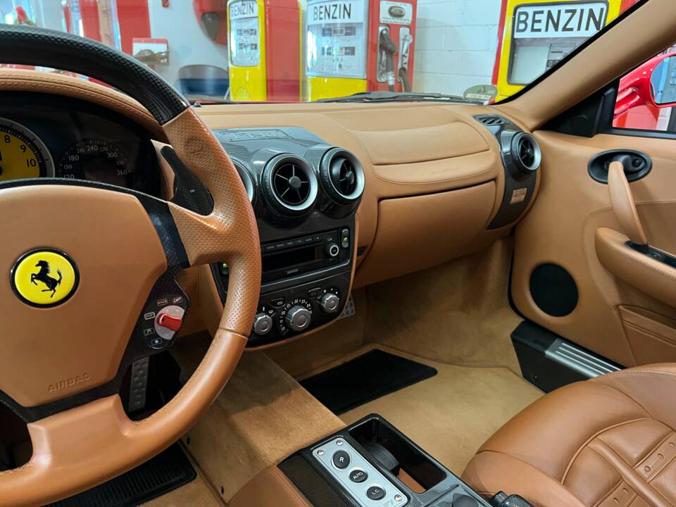 Immagine 10/18 di Ferrari F430 Spider (2007)