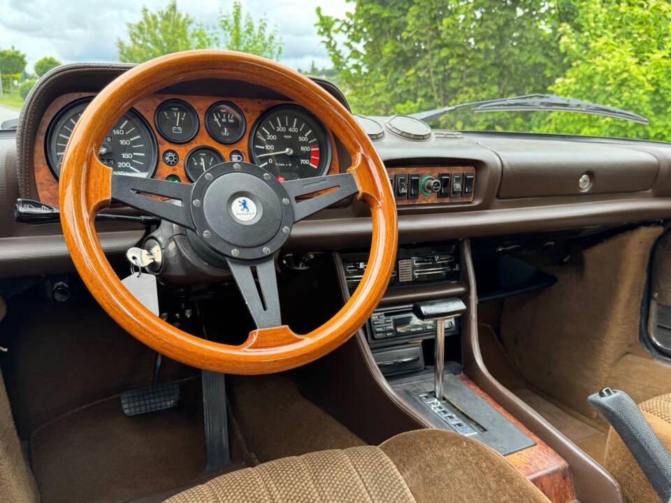 Bild 16/35 von Peugeot 504 Coupé (1983)