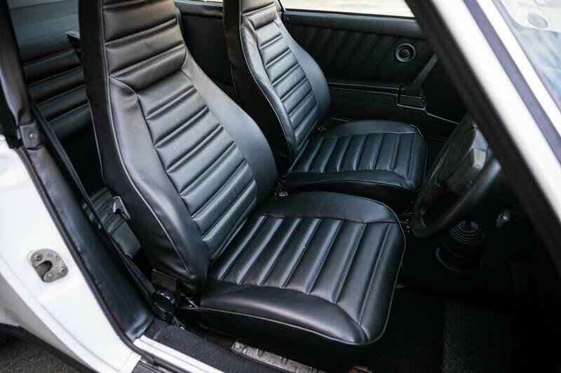 Image 14/31 of Porsche 911 SC 3.0 (1979)