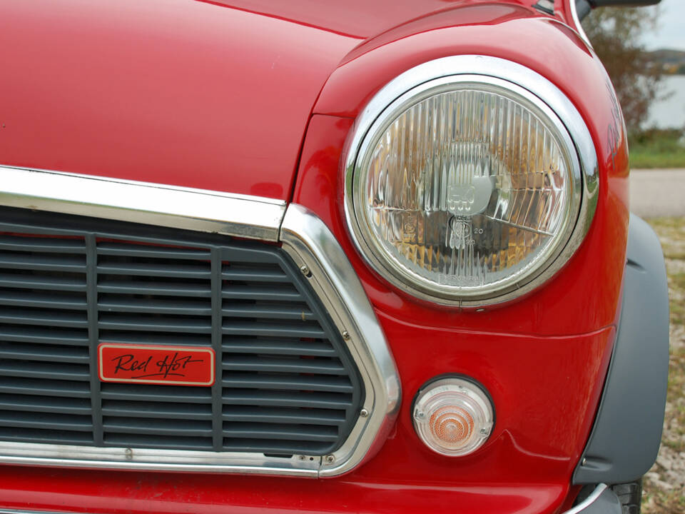 Image 11/38 of Mini 1000 (1987)