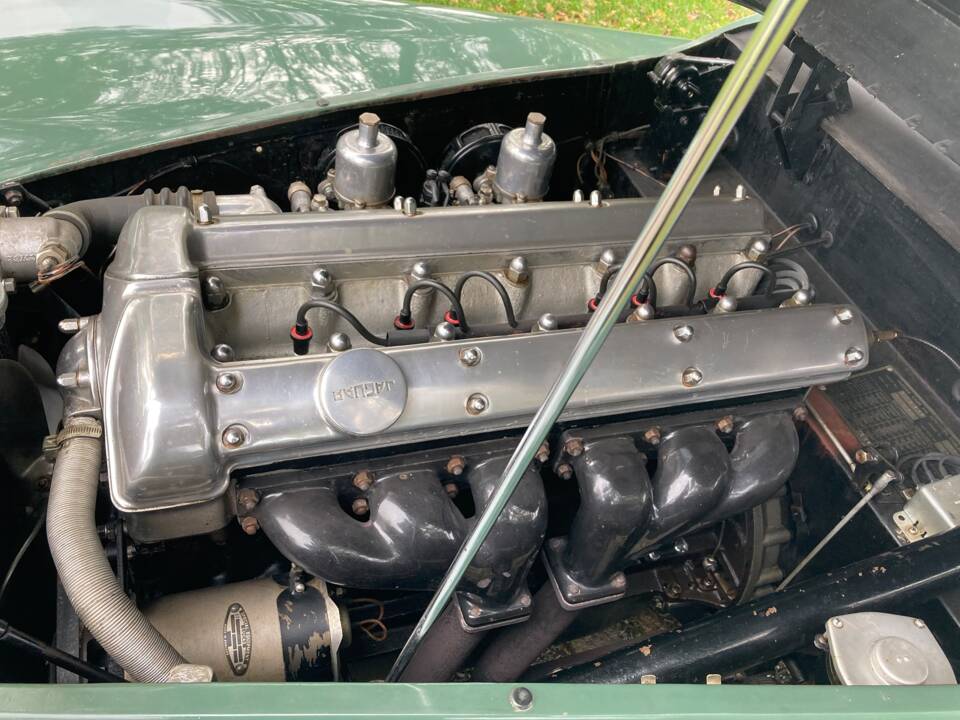 Immagine 9/30 di Jaguar XK 120 OTS (1950)